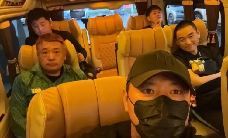  國安教練組現(xiàn)場觀賽泰超，本周和兩支當?shù)厍蜿牊嵘砗蠡貒? class=