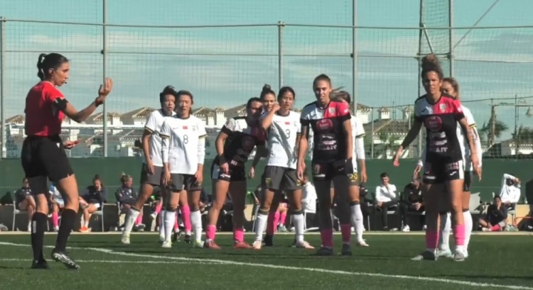 唐佳麗梅開二度、邵子欽破門，中國女足3-2擊敗Alhama俱樂部女足
