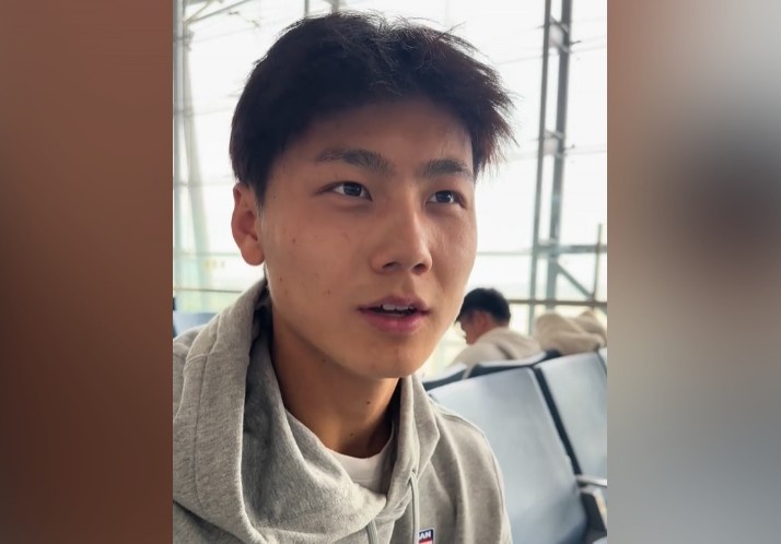  為何半場過后不久被換下？毛偉杰：兩條腿特別緊，李導(dǎo)怕我受傷
