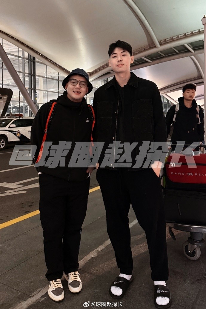 加油！探長(zhǎng)：崔永熙將在今晚啟程飛往美國(guó) 開(kāi)啟又一段康復(fù)訓(xùn)練