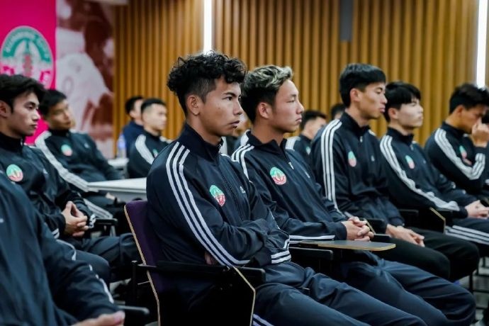 出征中乙！昆明城星足球俱樂部11日舉行新賽季見面會暨出征儀式